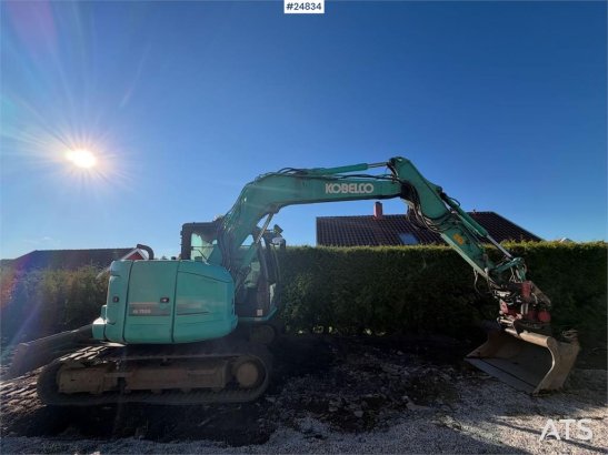 Kobelco SK75SR-3E Tracked excavator – tiltrotator and 2 bu SK75SR-3E Tracked excavator – tiltrotator and 2 bu 2016 2 Crawl...