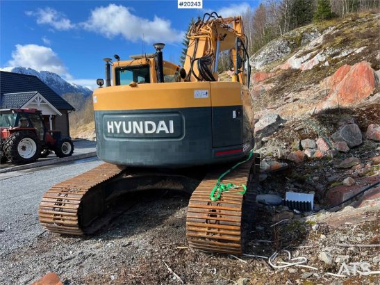 Hyundai Robex 235 LCR-9 w/ Excavator bucket and gps Robex 235 LCR-9 w/ Excavator bucket and gps 2012 2 Crawler Excavators ...