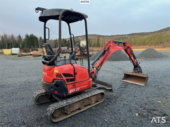 Kubota U17-3a Mini Excavator with 4 Buckets, Ripper, and U17-3a Mini Excavator with 4 Buckets, Ripper, and 2015 2 image 21