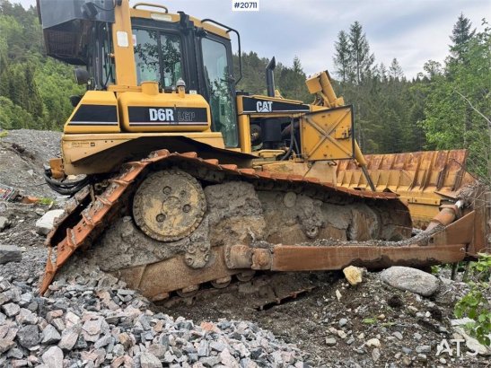 CAT D6R LGP D6R LGP 2006 2 Dozers image 21