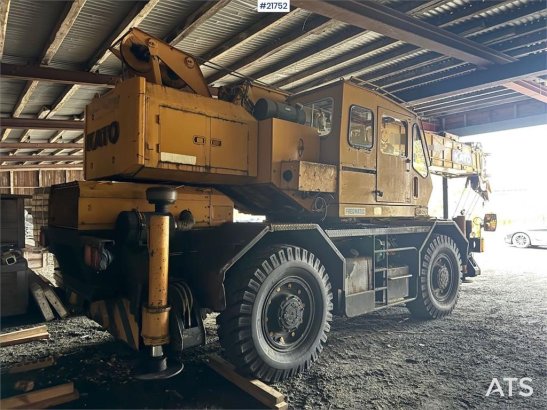 Kato KR-20 Mobile Crane WATCH VIDEO Kato KR-20 Mobile Crane WATCH VIDEO 2 Other cranes image 51
