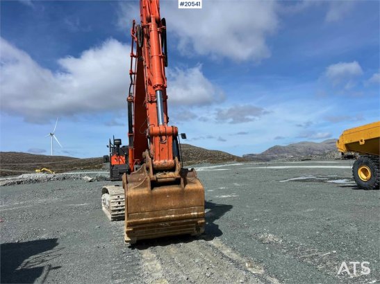 Hitachi zx530LCH-6 excavator w/ bucket. WATCH VIDEO zx530LCH-6 excavator w/ bucket. WATCH VIDEO 2018 2 Crawler Excavators ...