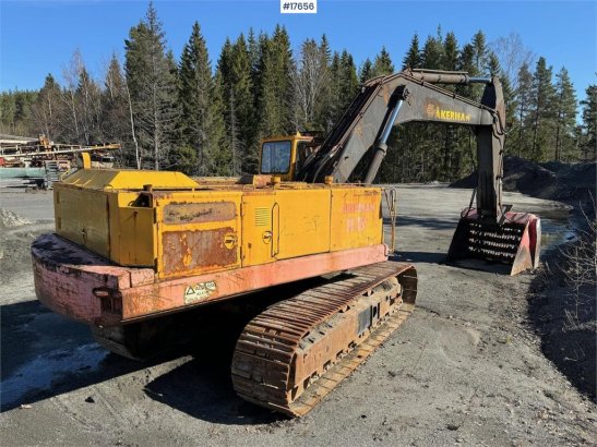 Åkerman H16c crawler excavator w/ Alu sieve bucket and too H16c crawler excavator w/ Alu sieve bucket and too 1978 2 Crawl...
