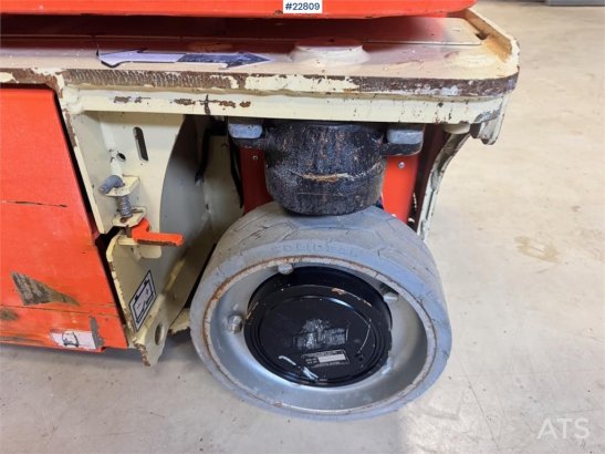 JLG 1230ES scissor lift. 230 hours. 1230ES scissor lift. 230 hours. 2016 2 Scissor Lifts image 21