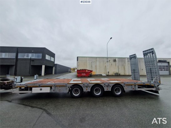 Alim Treyler Machine trailer 3 axles - Completely galva Alim Treyler Machine trailer 3 axles - Completely galva 2025 2 Low...