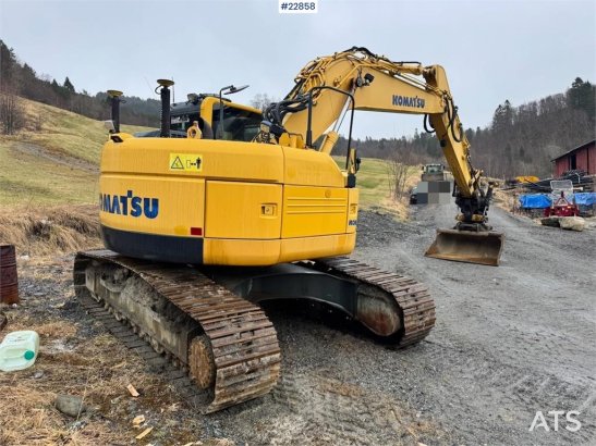 Komatsu PC228USLC-8 crawler excavator w/ rototilt w/ grab PC228USLC-8 crawler excavator w/ rototilt w/ grab 2011 2 Crawler...