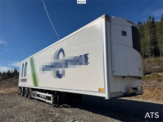 VAK Skapsemi Box Semi-Trailer with full side opening a Vak Skapsemi Box Semi-Trailer with full side opening a 2022 2 Refri...