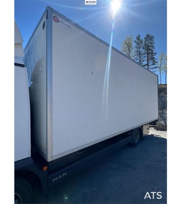 MAN TGL 8.220 4x2 box truck – 115,000 km – tail lift a TGL 8.220 4x2 box truck – 115,000 km – tail lift a 2016 2 image 6