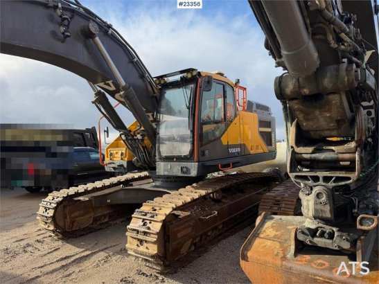 Volvo EC380E excavator with GPS and 2 buckets – 7,700 ho EC380E excavator with GPS and 2 buckets – 7,700 ho 2020 2 Crawler...