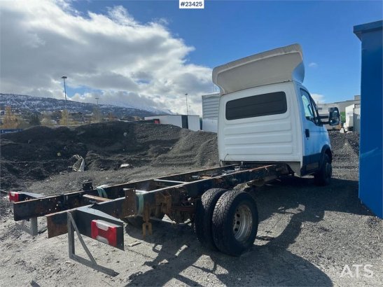 Iveco Daily 4x2 chassis. REP.OBJECT Daily 4x2 chassis. REP.OBJECT 2011 2 image 6