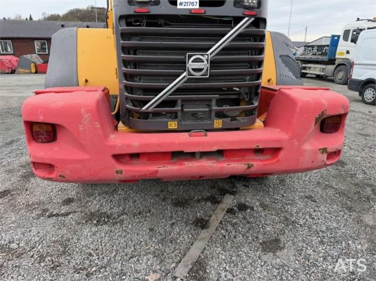 Volvo L90F wheel loader w/ Volvo gravel bucket. WATCH VI 10140 2011 2 Wheel Loaders image 6