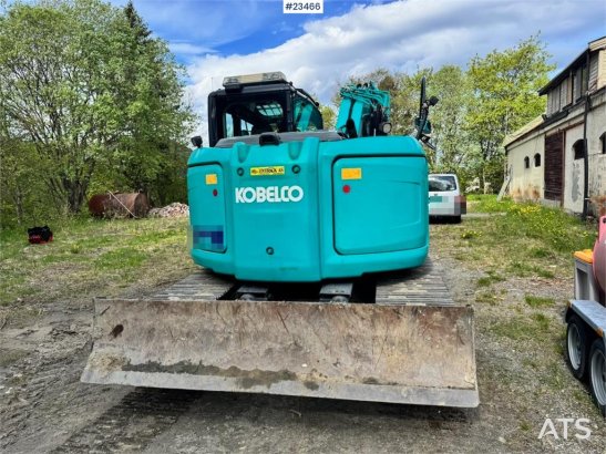 Kobelco SK140SRLC-3 crawler excavator with tiltrotator and SK140SRLC-3 crawler excavator with tiltrotator and 2015 2 Crawl...