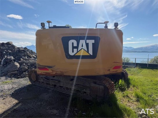 CAT 320 33 2019 2 Crawler Excavators image 6