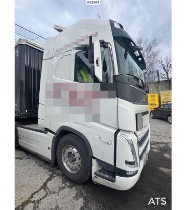Volvo FH540 6x2 Tractor Unit. 3294 2022 2 Tractor Units image 81