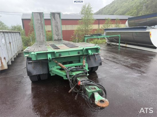Istrail 3 akslet machine trailer with hydraulic ramps Istrail 3 akslet machine trailer with hydraulic ramps 2010 2 Lowload...