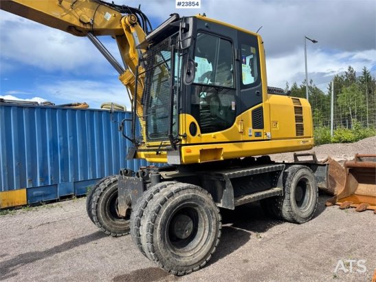 Komatsu PW160-8 Wheeled Excavator with Rototilt and Gradin 915 2013 2 Wheeled Excavators image 6
