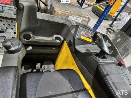 Atlet Tergo Electric Forklift Atlet Tergo Electric Forklift 2013 2 Forklift image 21