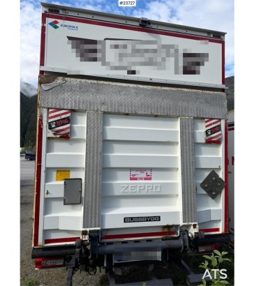 Volvo FM330 4x2 box truck with full side opening and Zep FM330 4x2 box truck with full side opening and Zep 2019 2 image 6