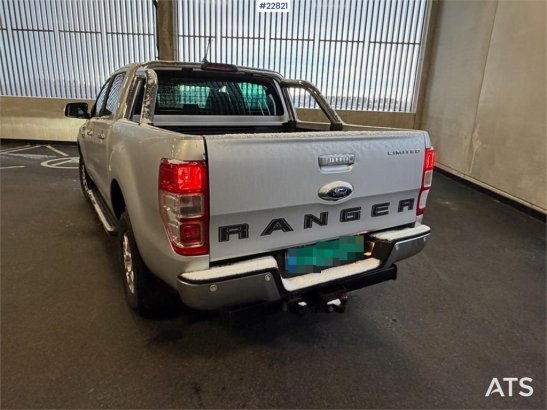 Ford Ranger Limited Double Cab Pickup 4x4 Ranger Limited Double Cab Pickup 4x4 2019 2 Small Vans image 6