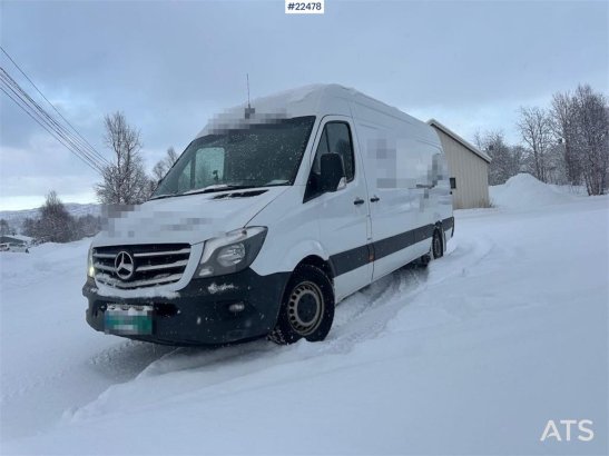 Mercedes-Benz Sprinter 4x2 w/ 2 sets of tires and ramp Mercedes-Benz Sprinter 4x2 w/ 2 sets of tires and ramp 2014 2 Small...