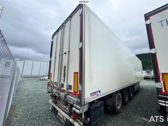 Schmitz Cargobull box semi-trailer with refrigeration unit and load Schmitz Cargobull box semi-trailer with refrigeration ...