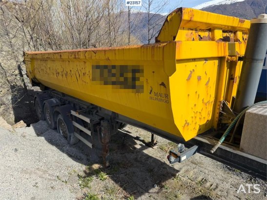 Maur Bilpåbygg 3-axle tipping semi-trailer for sale as a repair o Maur bilpabygg 3-axle tipping semi-trailer for sale as a...