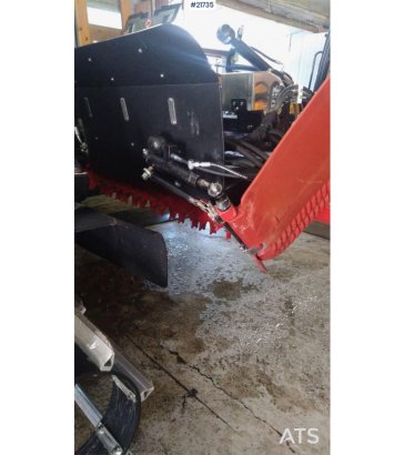 Prinoth Huskey snow groomer Prinoth Huskey snow groomer 2017 2 image 47