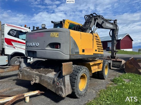 Volvo EW160B Wheeled Excavator with Rototilt and 2 Bucke EW160B Wheeled Excavator with Rototilt and 2 Bucke 2004 2 Wheeled...