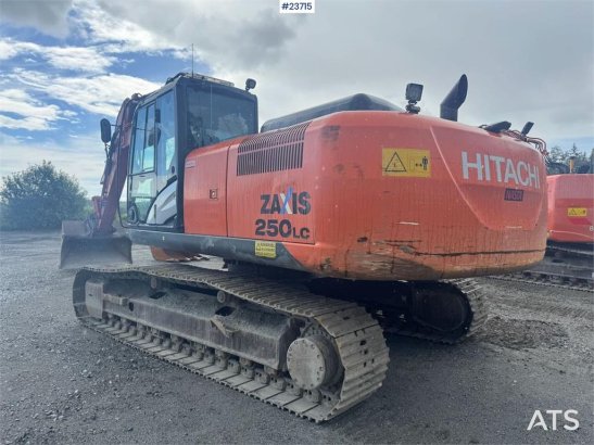 Hitachi ZX250LC-5B Crawler Excavator – Rototilt and 2 Buck ZX250LC-5B Crawler Excavator – Rototilt and 2 Buck 2014 2 Crawl...