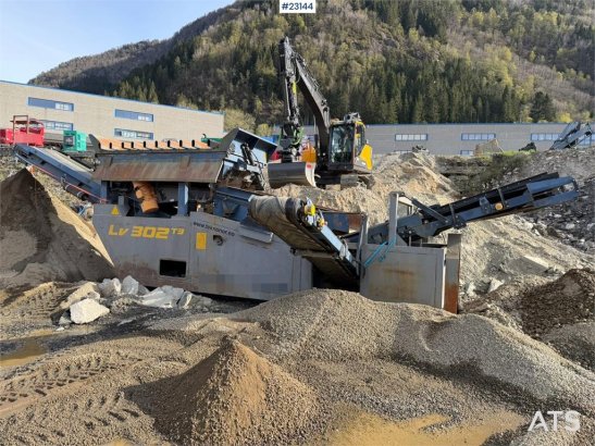 Maskin Mekano LV302 T3 Screening plant with grid, remote control Maskin Mekano LV302 T3 Screening plant with grid, remote ...