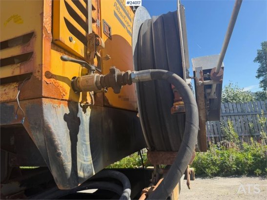 Atlas Copco XRVS 466 from approximately the 2000s with Nemek 4 XRVS 466 from approximately the 2000s with Nemek 4 2000 2 i...
