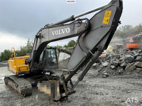 Volvo EC240CL excavator with a tooth bucket EC240CL excavator with a tooth bucket 2011 2 image 6