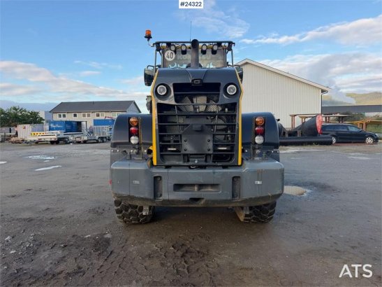 Komatsu WA320-8E0 wheel loader w/ lever steering and a buc 848 2020 2 Wheel Loaders image 6