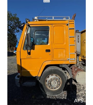 Volvo FL10 Tipper Truck – Rear-Mounted Palfinger Crane FL10 Tipper Truck – Rear-Mounted Palfinger Crane 1994 2 Crane truck...
