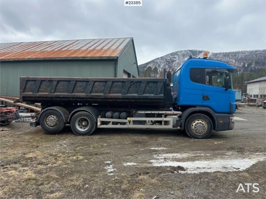 Scania R124/400 hook truck w/ 26T hook and box. WATCH VID R124/400 hook truck w/ 26T hook and box. WATCH VID 1998 2 Tipper...