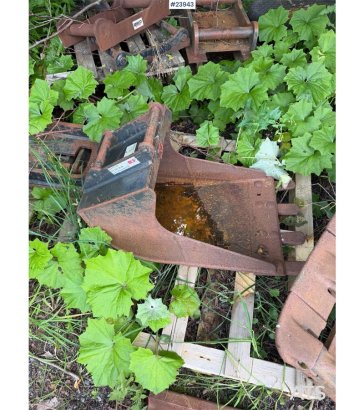 RF Trenching Bucket with S30 Mount RF Trenching Bucket with S30 Mount 2019 2 image 12