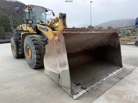 Komatsu WA500-7 wheel loader with a bucket 848 2013 2 Wheel Loaders image 51
