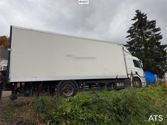 Scania P270 4x2 box truck with full side opening and tail P270 4x2 box truck with full side opening and tail 2007 2 image 21