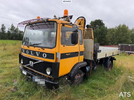 Volvo F408 4x2 crane truck w/ Tico 350 crane and low km F408 4x2 crane truck w/ Tico 350 crane and low km 1982 2 Crane tru...