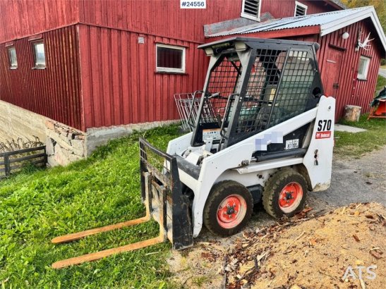 Bobcat S70 Compact Loader with Sweeper, Bucket and Pallet S70 Compact Loader with Sweeper, Bucket and Pallet 2009 2 image 6