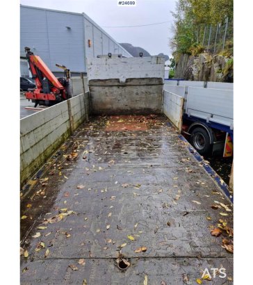 Tyllis 2 akslet Flatbed trailer – repair project with fol Tyllis 2 akslet Flatbed trailer – repair project with fol 2004 2...