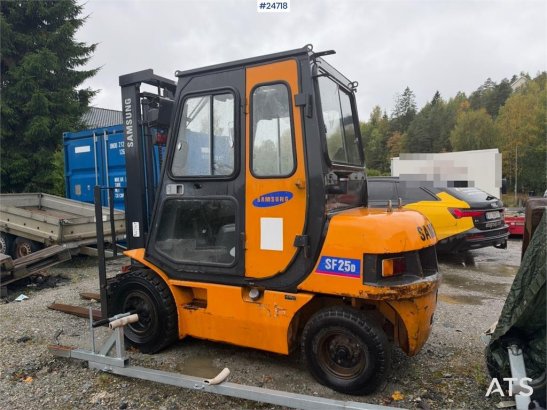 Samsung SF250 Forklift – Only 1,980 Hours! Samsung SF250 Forklift – Only 1,980 Hours! 1996 2 Forklift image 6