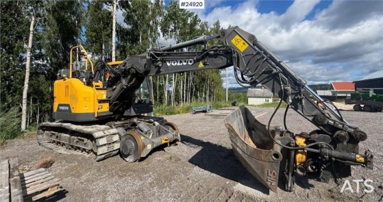 Volvo ECR145EL Tracked excavator with rail wheels – 4,30 ECR145EL Tracked excavator with rail wheels – 4,30 2015 2 Crawler...