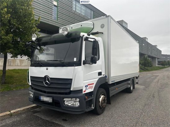 Mercedes-Benz Atego Truck w/ rear lift. Atego Truck w/ rear lift. 2015 2 image 22