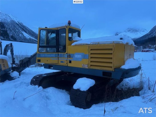 Åkerman EC200 excavator with 2 buckets. SEE VIDEO. EC200 excavator with 2 buckets. SEE VIDEO. 1996 2 Crawler Excavators im...