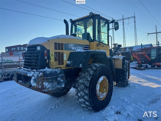 Komatsu WA200-5 wheel loader – repair object WATCH VIDEO 848 2007 2 Wheel Loaders image 7