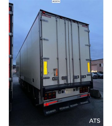 Limetec semi-trailer with full side opening. Limetec semi-trailer with full side opening. 2008 2 Box semi-trailers image 57