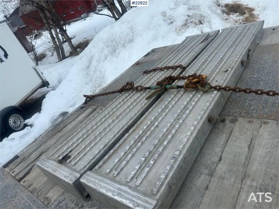 Broshuis E2190/27 3 axle semi-trailer w/ drive bridges Broshuis E2190/27 3 axle semi-trailer w/ drive bridges 2013 2 image 22