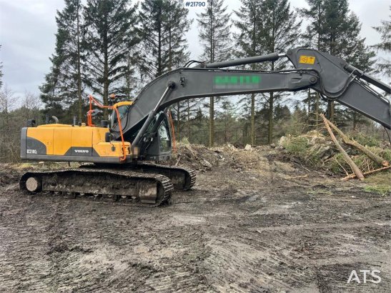 Volvo ec210cl excavator w/ rototilt, sanding bucket and ec210cl excavator w/ rototilt, sanding bucket and 2010 2 Crawler E...