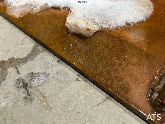 Mustang 220R compact loader w/leveling bucket and pallet f Mustang 220R compact loader w/leveling bucket and pallet f 2016...